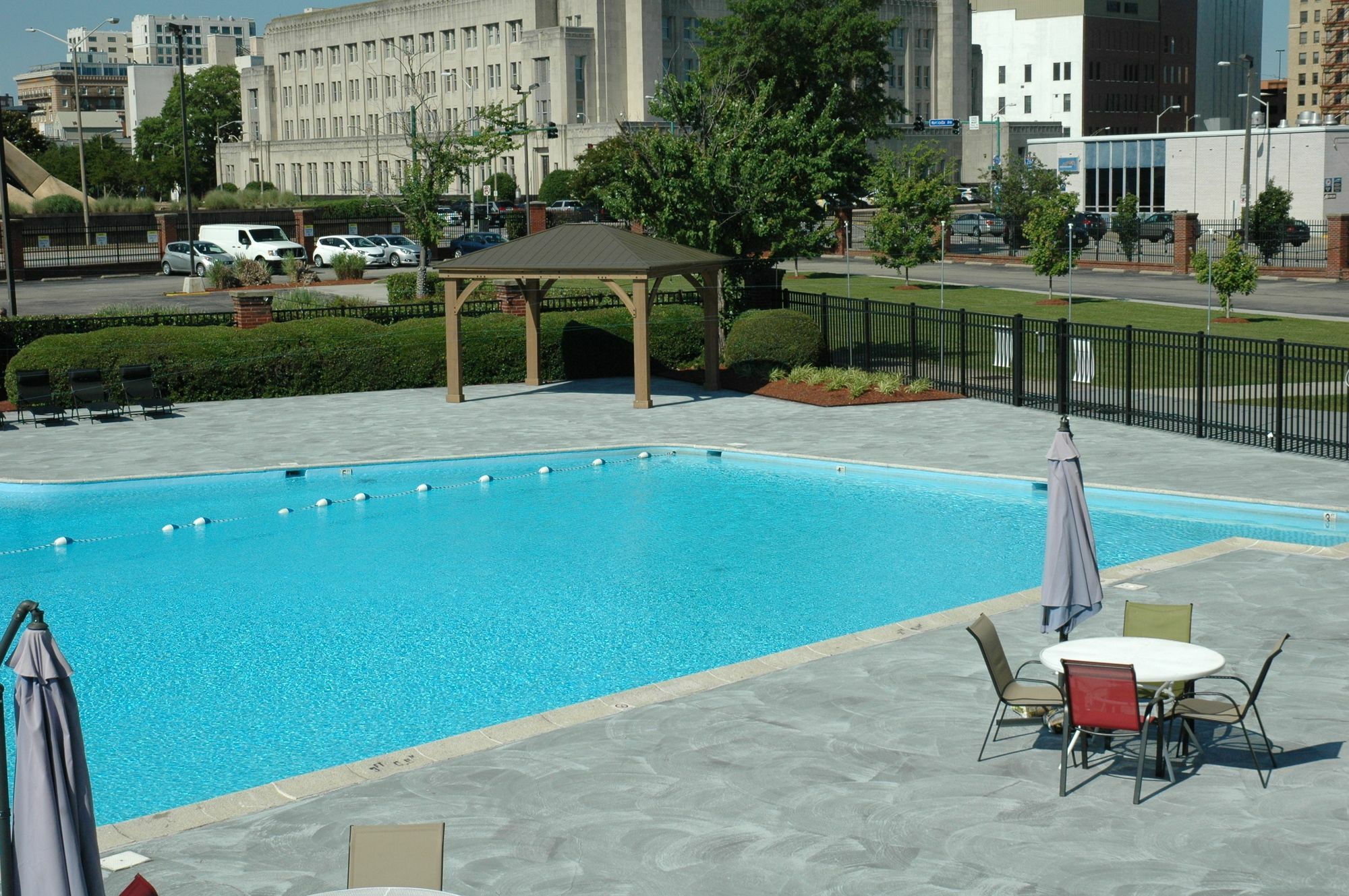 Wyndham Garden Norfolk Downtown Hotel Exterior photo